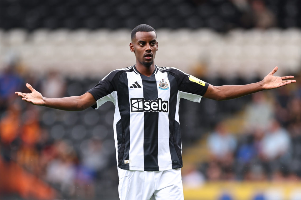 NewcastleArsenal mundur dalam perburuan Alexander Isak 